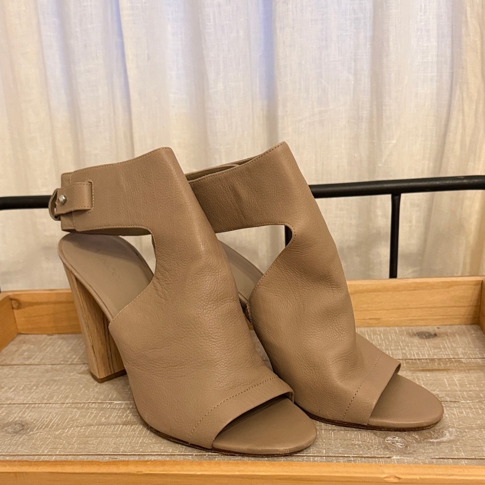 Vince Heels